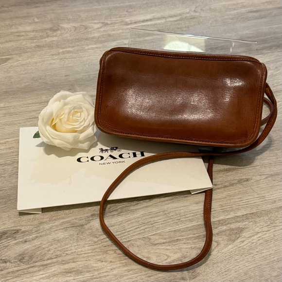 Coach Handbags - VINTAGE COACH British Tan Leather Zippered Crossbody Bag - EUC RARE
